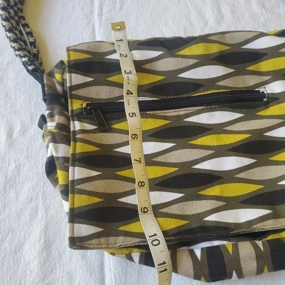 Kavu Crossbody Messenger Bag Yellow Green Geometric Leaf Print Canvas Adjustable